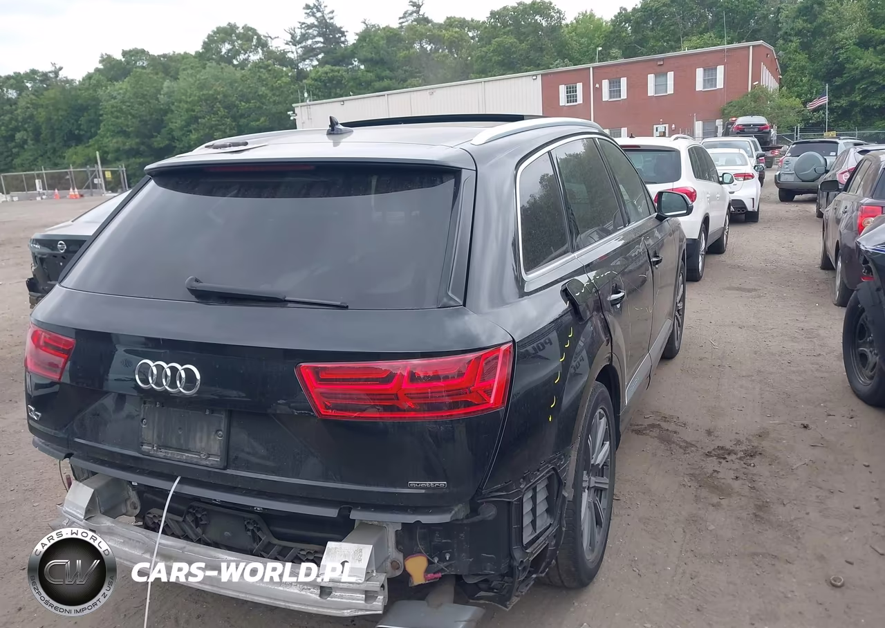 2019 Audi Q7 45 Premium VIN:WA1LHAF74KD037638 - 4