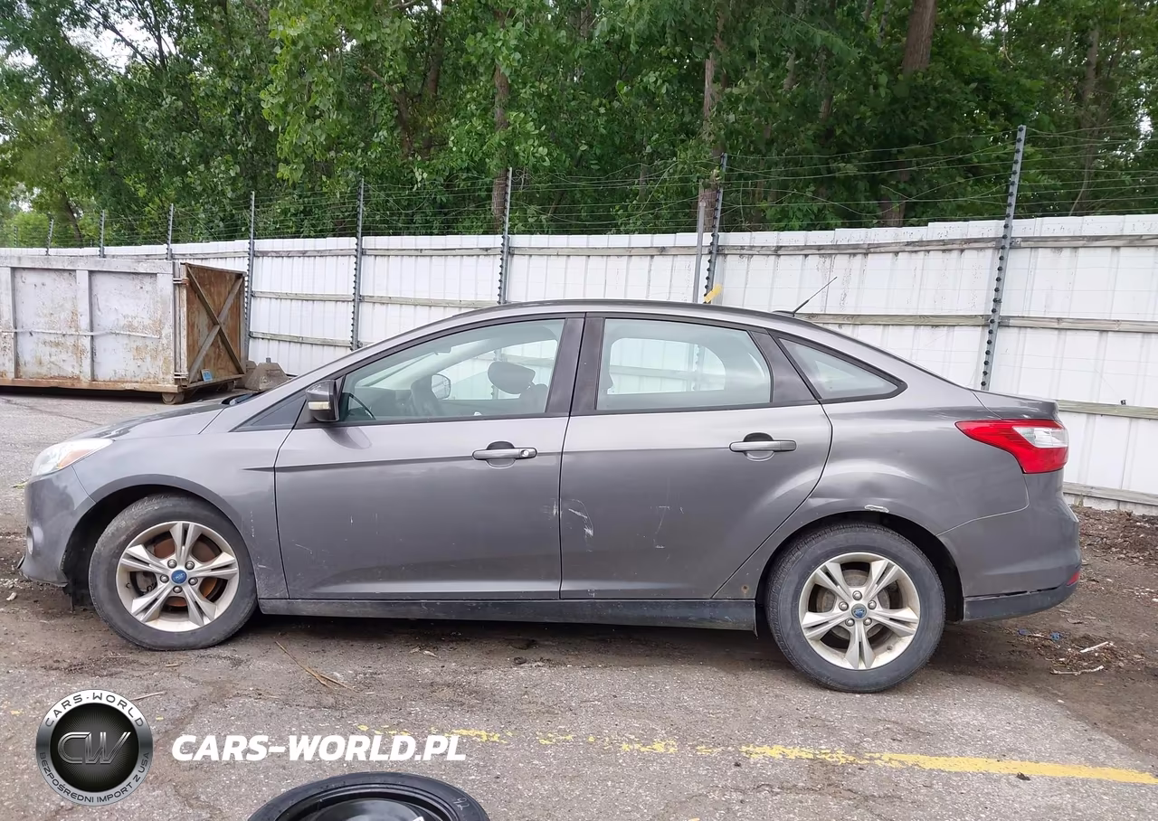 2013 Ford Focus Se VIN:1FADP3F23DL219567 - 14