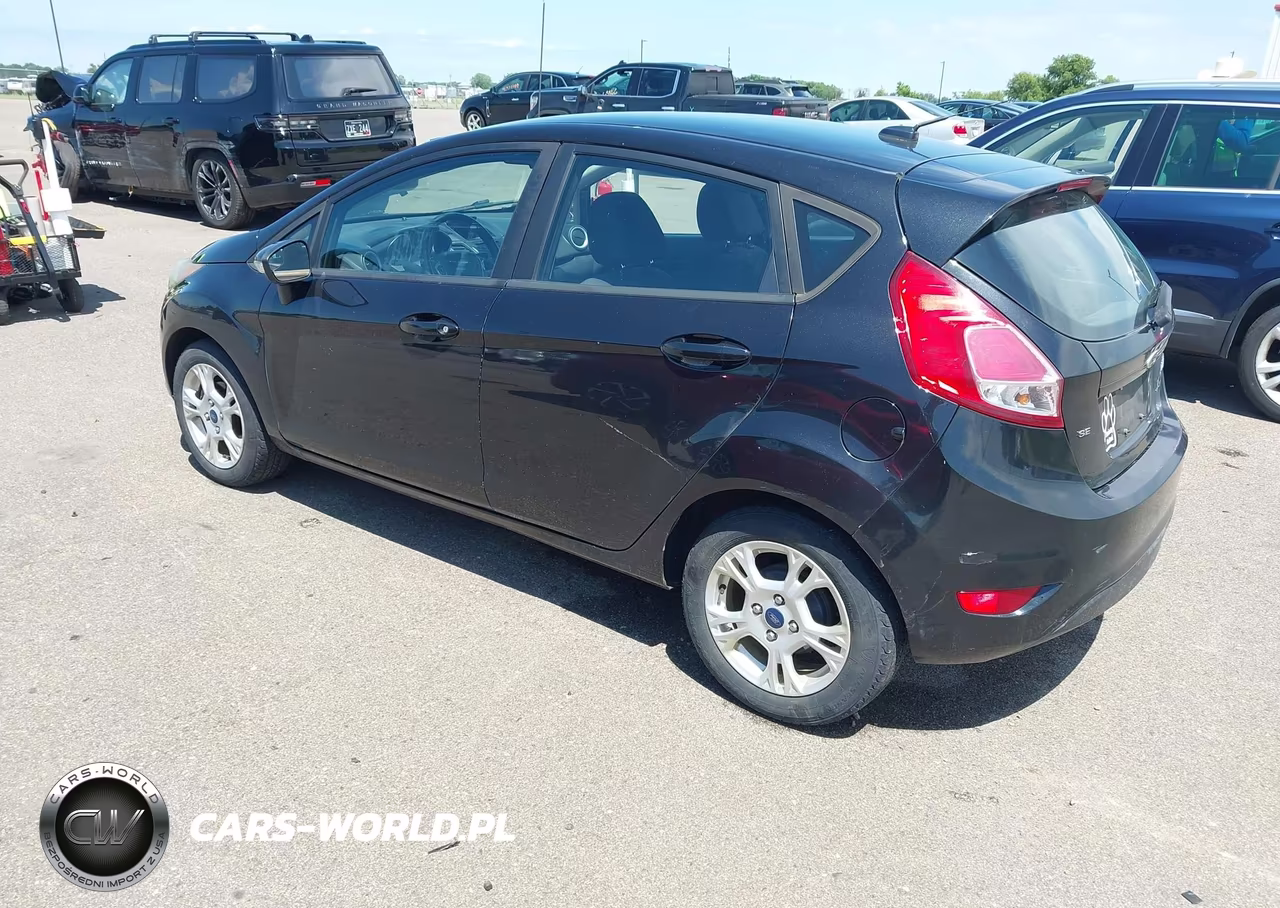 2015 Ford Fiesta Se VIN:3FADP4EJ1FM167517 - 3