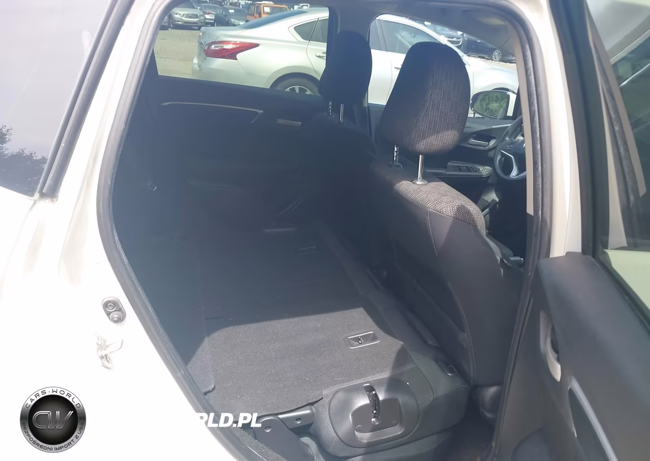 2016 Honda Fit Lx VIN:JHMGK5H58GS002467 - 8