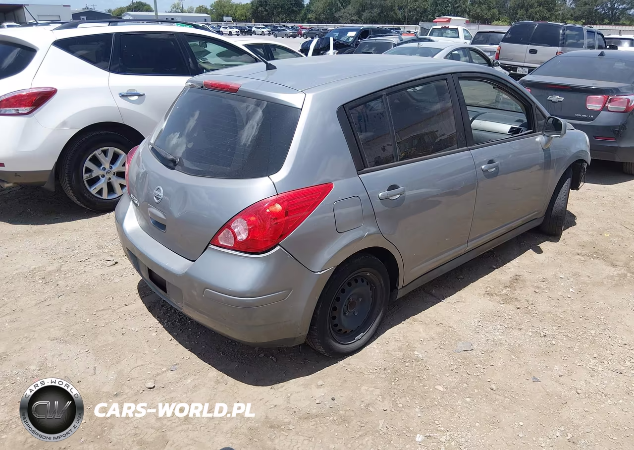 2011 Nissan Versa 1.8S VIN:3N1BC1CP0BL445636 - 4