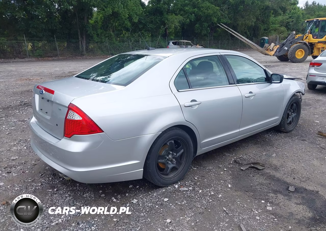 2011 Ford Fusion Se VIN:3FAHP0HA2BR144721 - 4