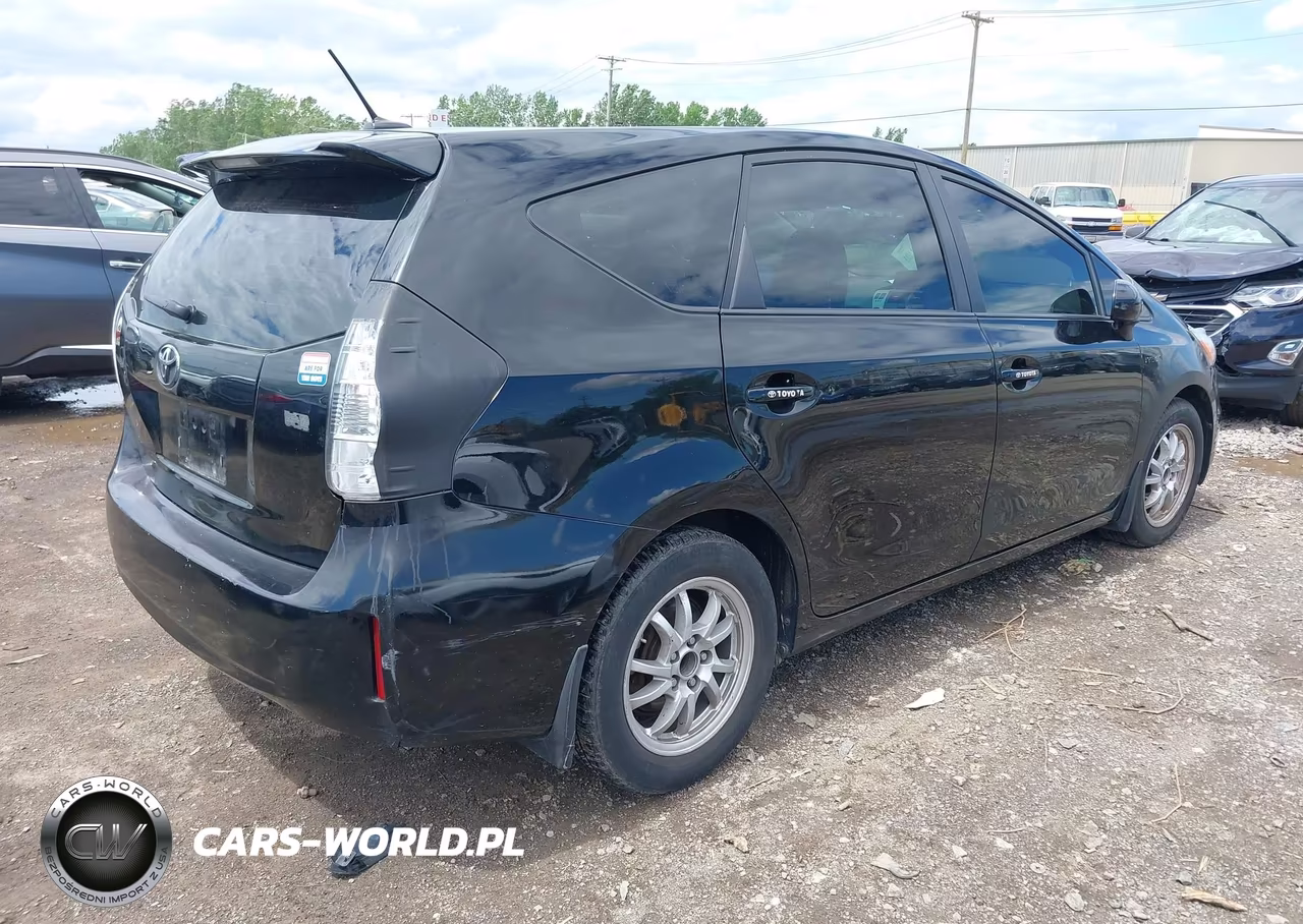 2012 Toyota Prius V Three VIN:JTDZN3EU6C3054654 - 4