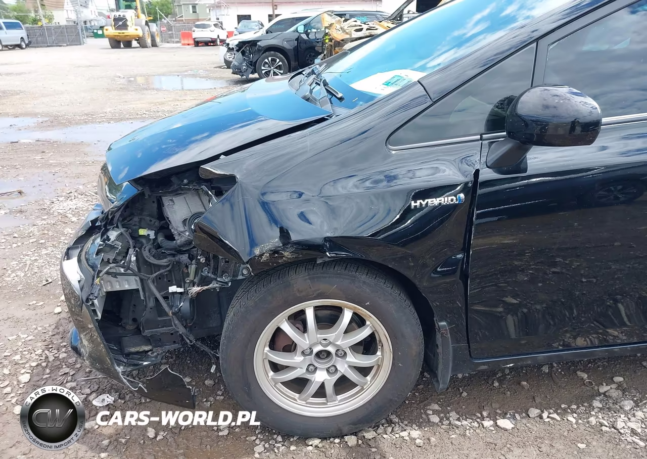 2012 Toyota Prius V Three VIN:JTDZN3EU6C3054654 - 6