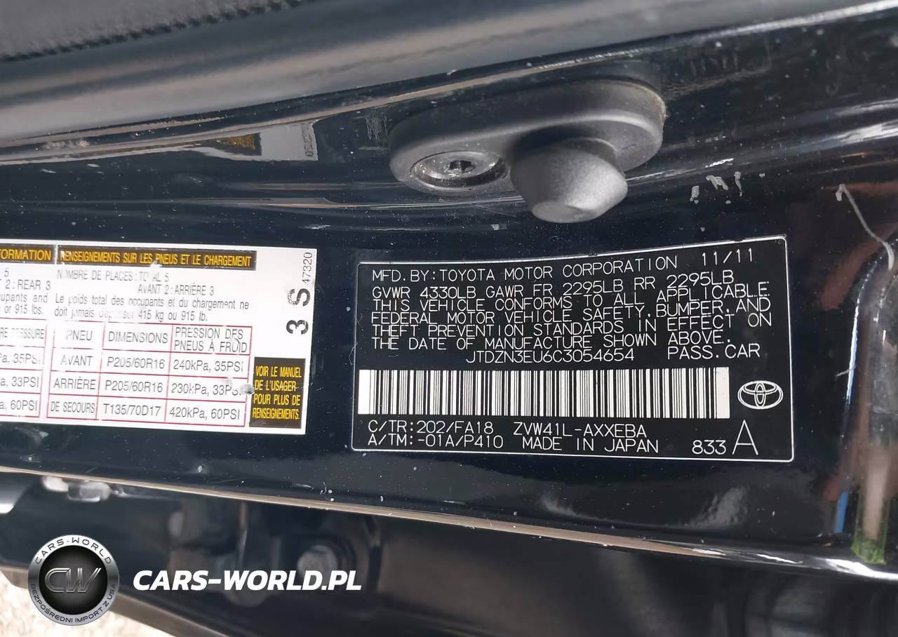 2012 Toyota Prius V Three VIN:JTDZN3EU6C3054654 - 9