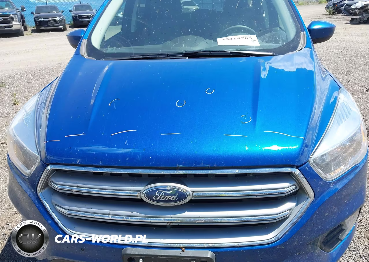 2017 Ford Escape Se VIN:1FMCU9GD0HUE18556 - 6