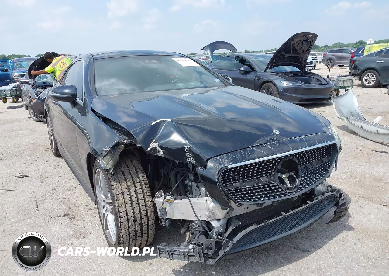 2018 Mercedes-Benz E 400 – zdjęcie 1 z 17