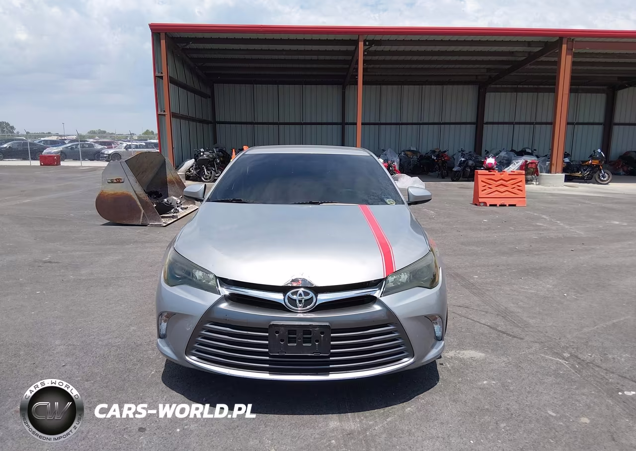2016 Toyota Camry Le VIN:4T4BF1FK1GR538510 - 12