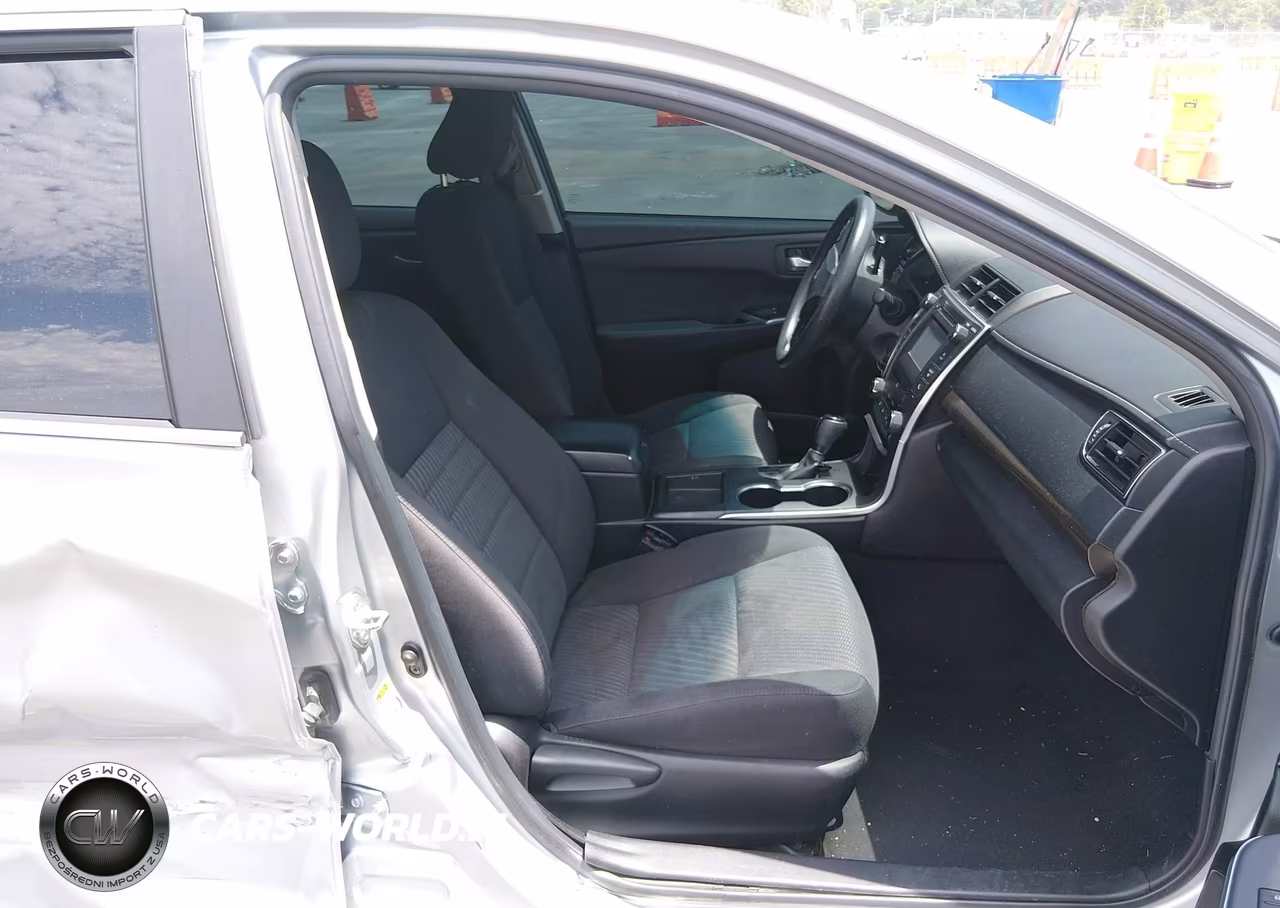 2016 Toyota Camry Le VIN:4T4BF1FK1GR538510 - 5