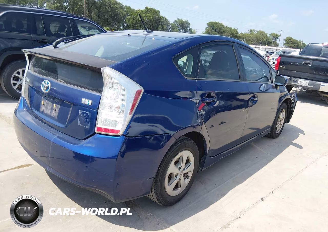 2010 Toyota Prius Ii VIN:JTDKN3DU7A1106658 - 4