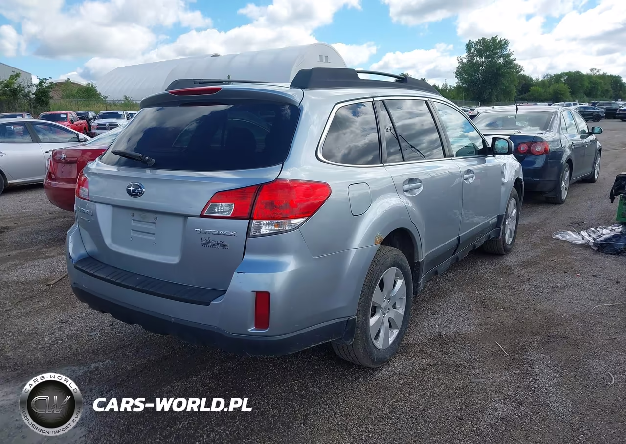 2012 Subaru Outback 2.5I Premium VIN:4S4BRCCC1C3240405 - 4