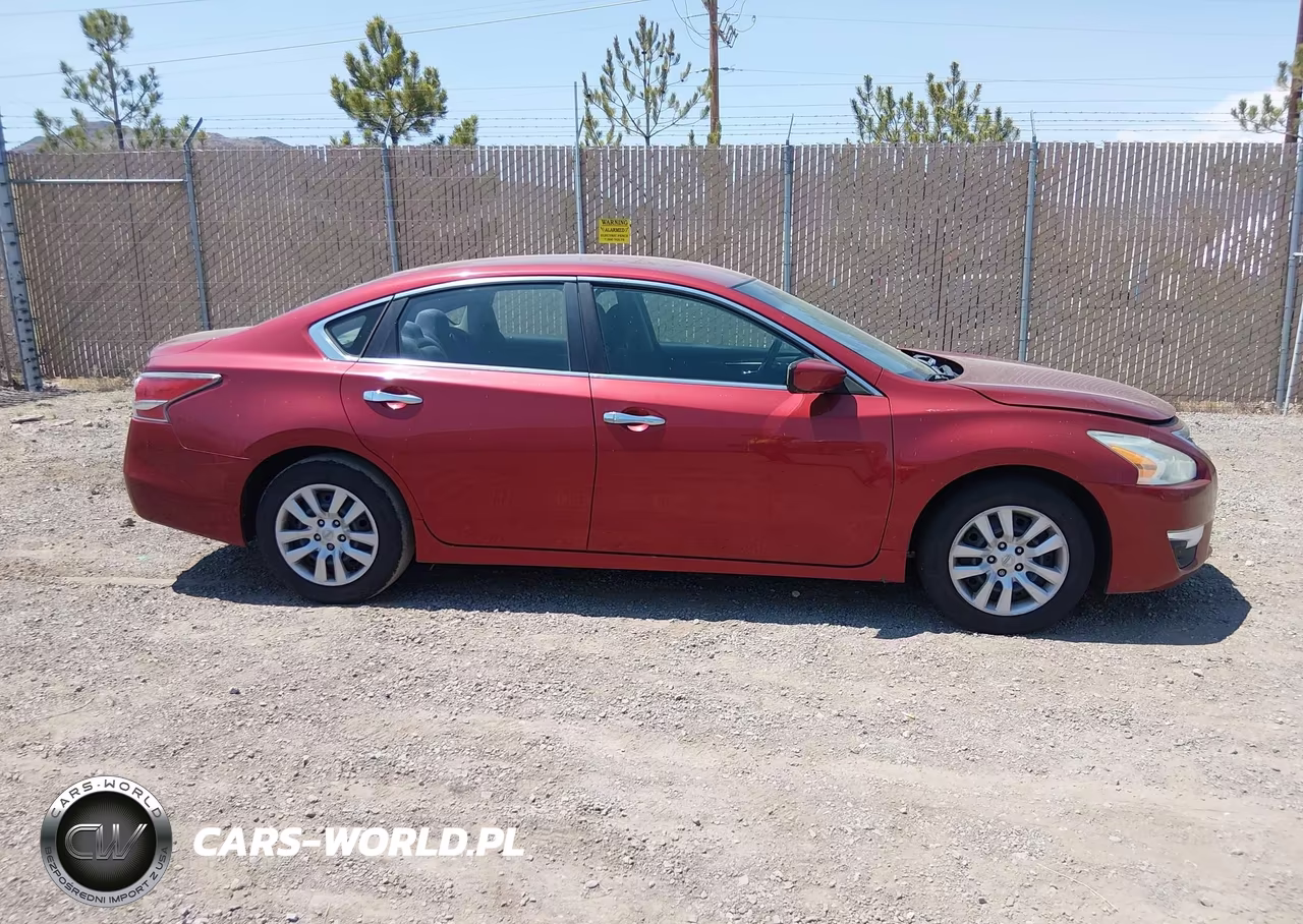2015 Nissan Altima 2.5 S VIN:1N4AL3AP4FN368952 - 6