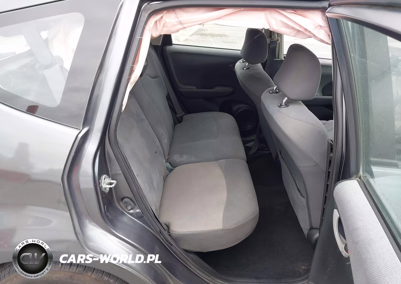 2013 Honda Fit VIN:JHMGE8H30DC034570 - 8