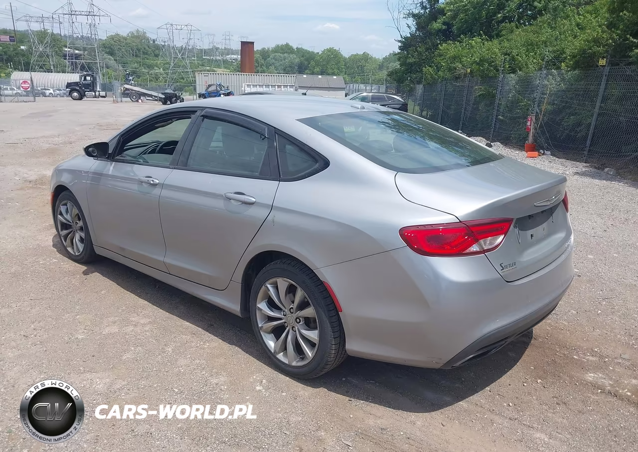 2015 Chrysler 200 S VIN:1C3CCCBG8FN614035 - 3