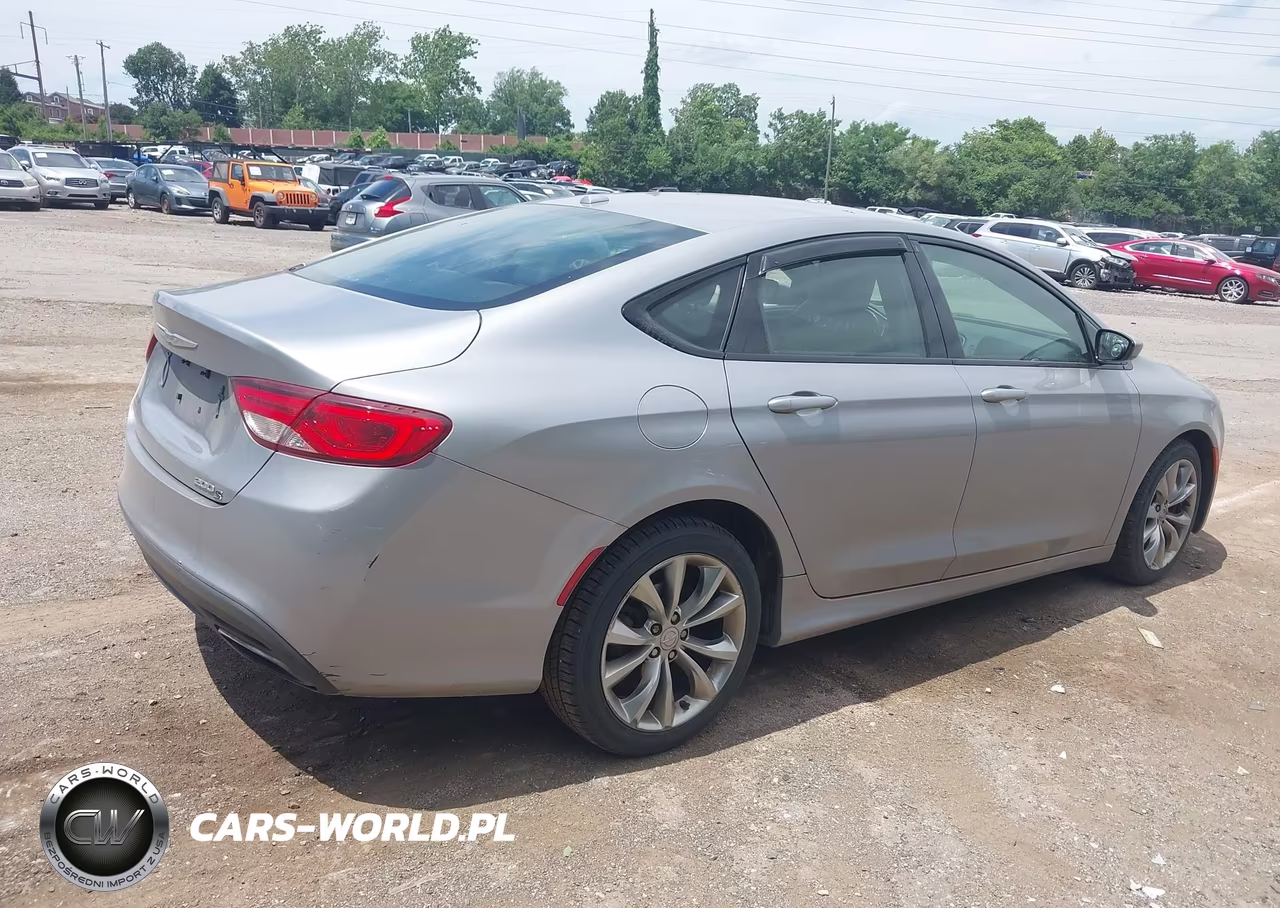 2015 Chrysler 200 S VIN:1C3CCCBG8FN614035 - 4
