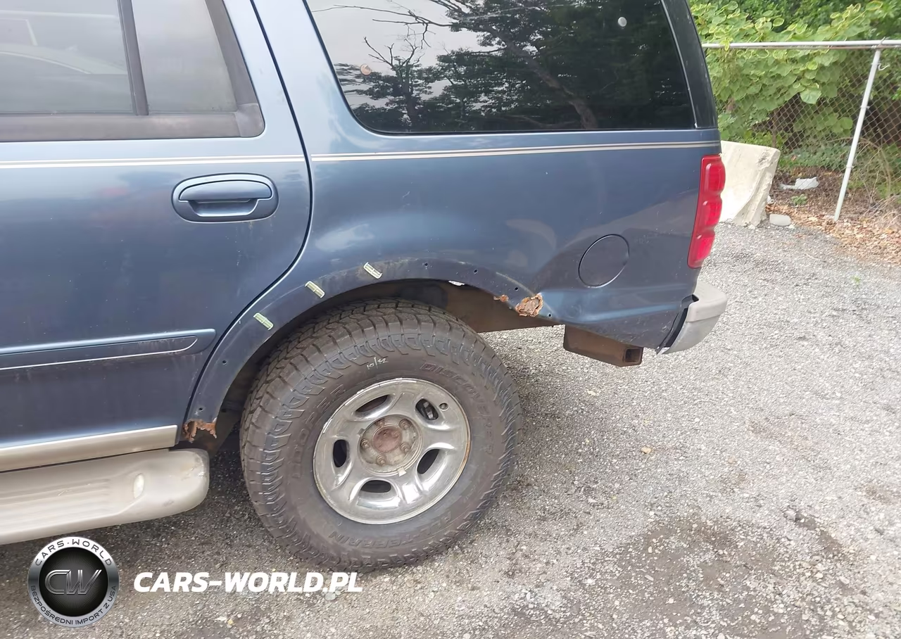 2002 Ford Expedition Eddie Bauer VIN:1FMPU18L52LA18952 - 6