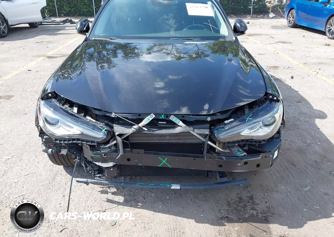 2021 Alfa Romeo Giulia Rwd VIN:ZARFAMAN2M7644577 - 13