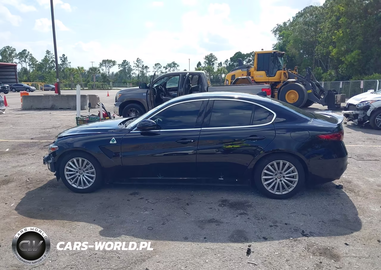 2021 Alfa Romeo Giulia Rwd VIN:ZARFAMAN2M7644577 - 15