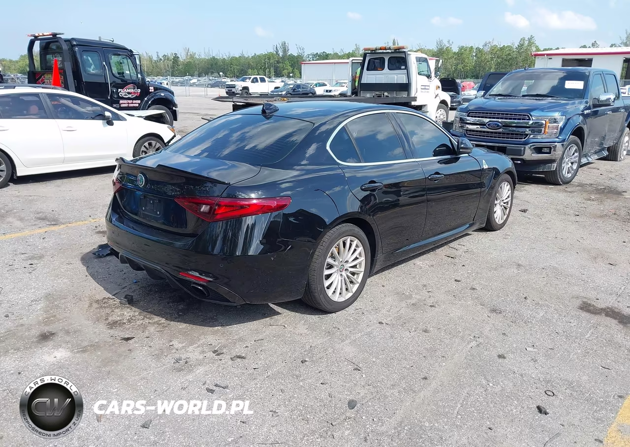 2021 Alfa Romeo Giulia Rwd VIN:ZARFAMAN2M7644577 - 4