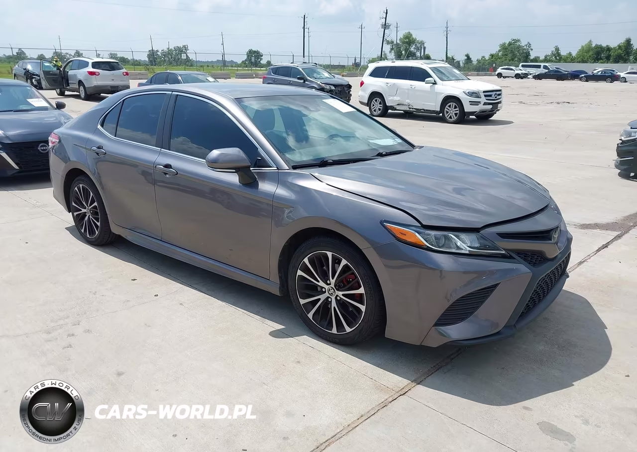 2020 Toyota Camry Se