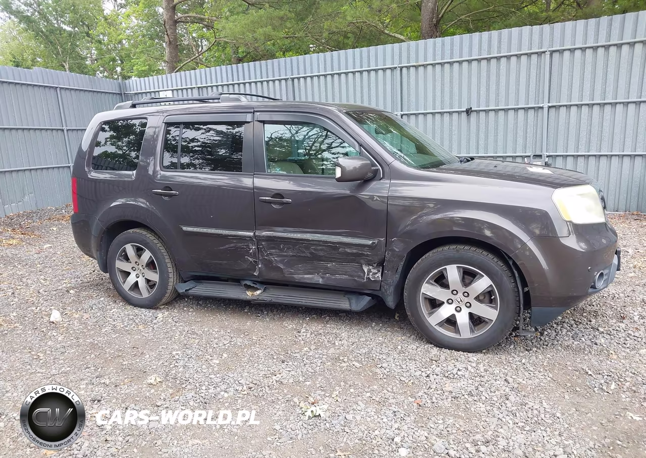 2012 Honda Pilot Touring VIN:5FNYF4H90CB071779 - 6
