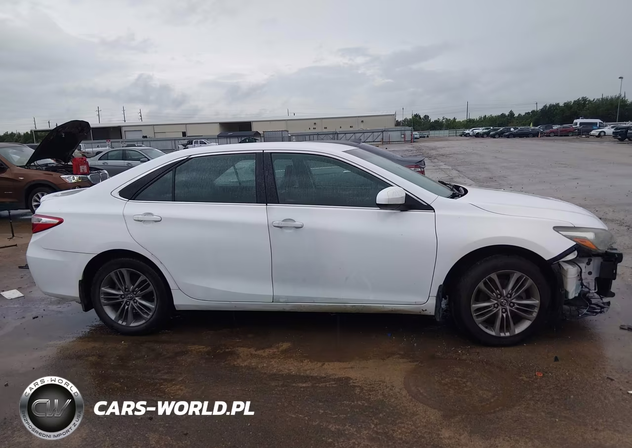 2017 Toyota Camry Se VIN:4T1BF1FK1HU435289 - 14