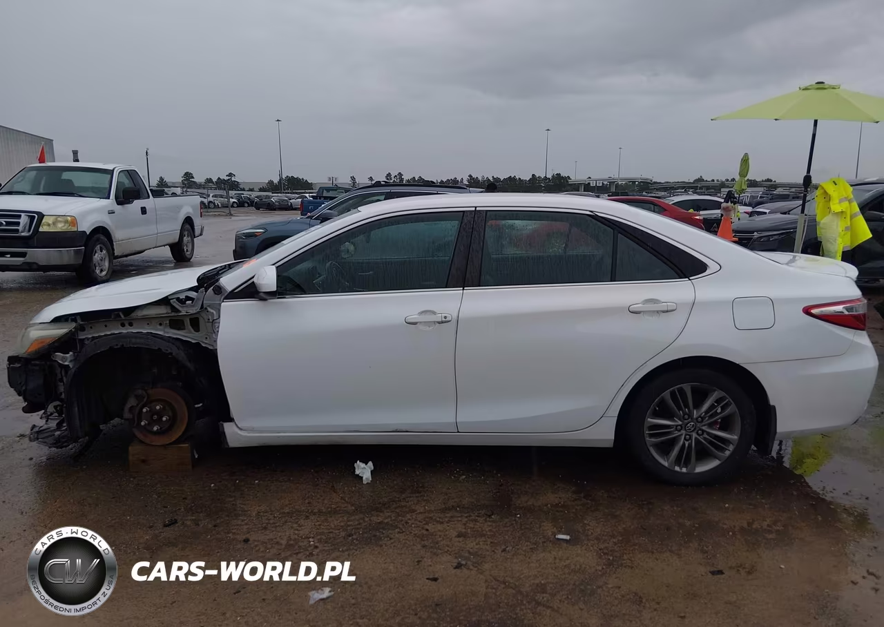 2017 Toyota Camry Se VIN:4T1BF1FK1HU435289 - 15