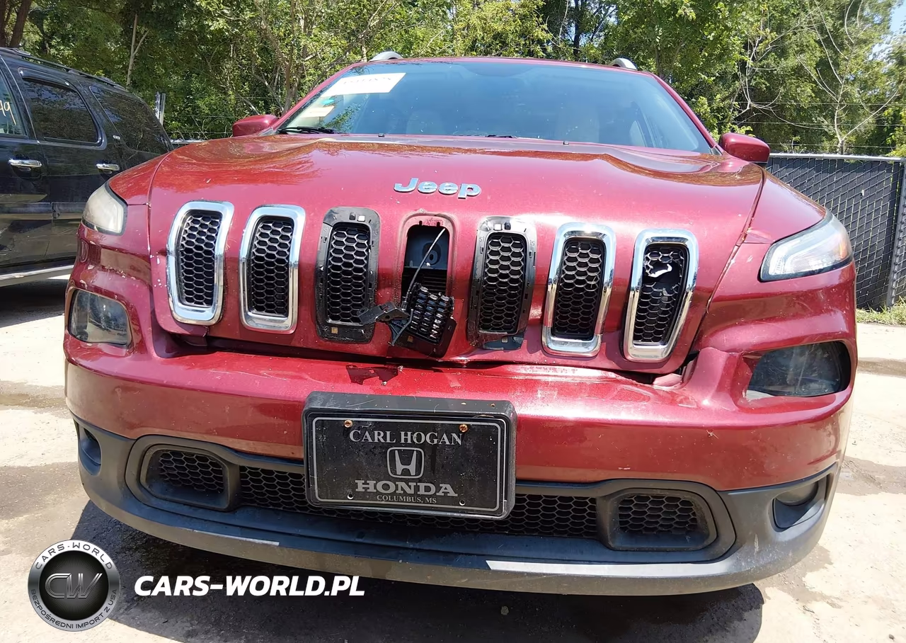 2015 Jeep Cherokee Latitude VIN:1C4PJLCS4FW706694 - 6
