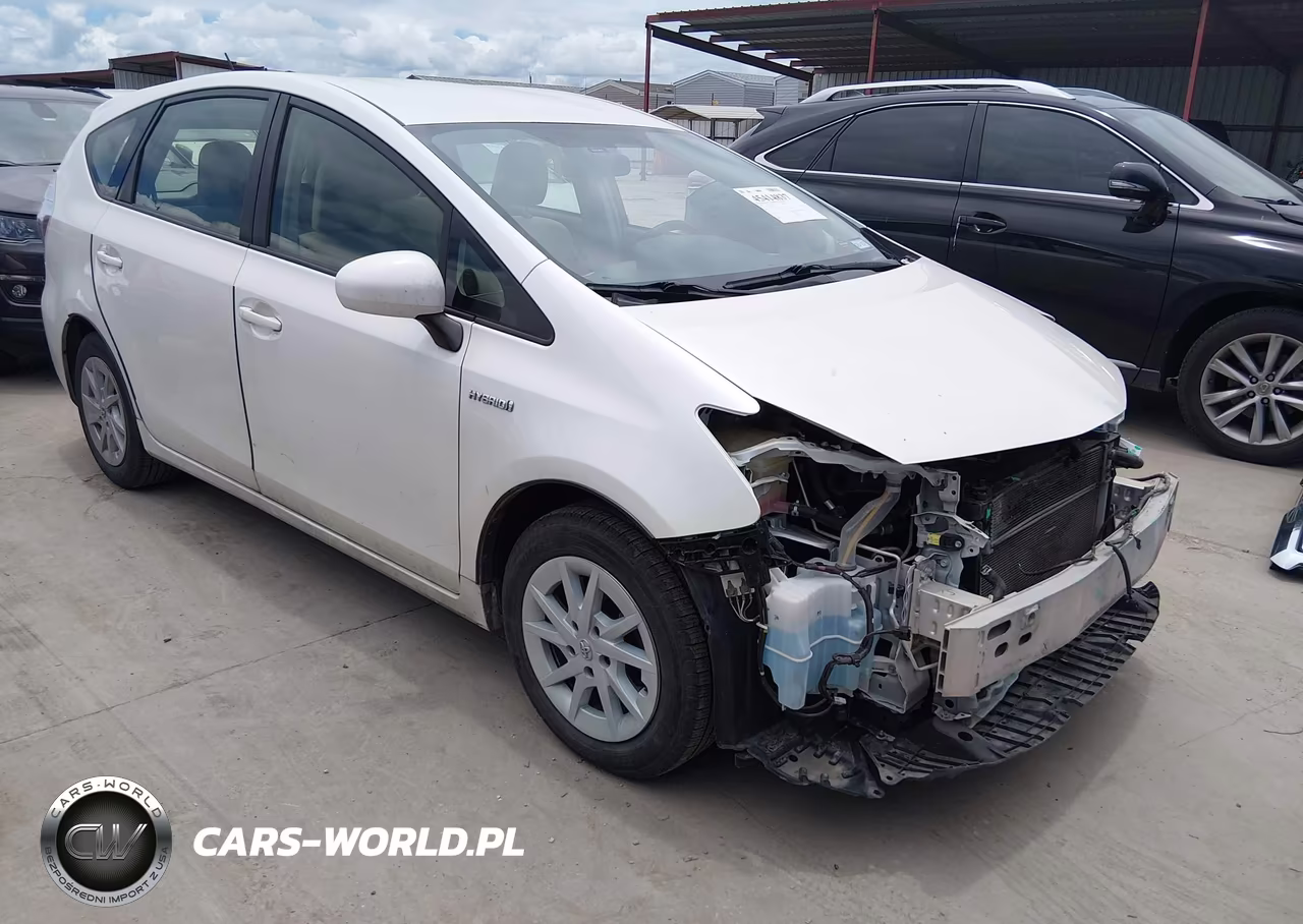 2014 Toyota Prius V Three – zdjęcie 1 z 16