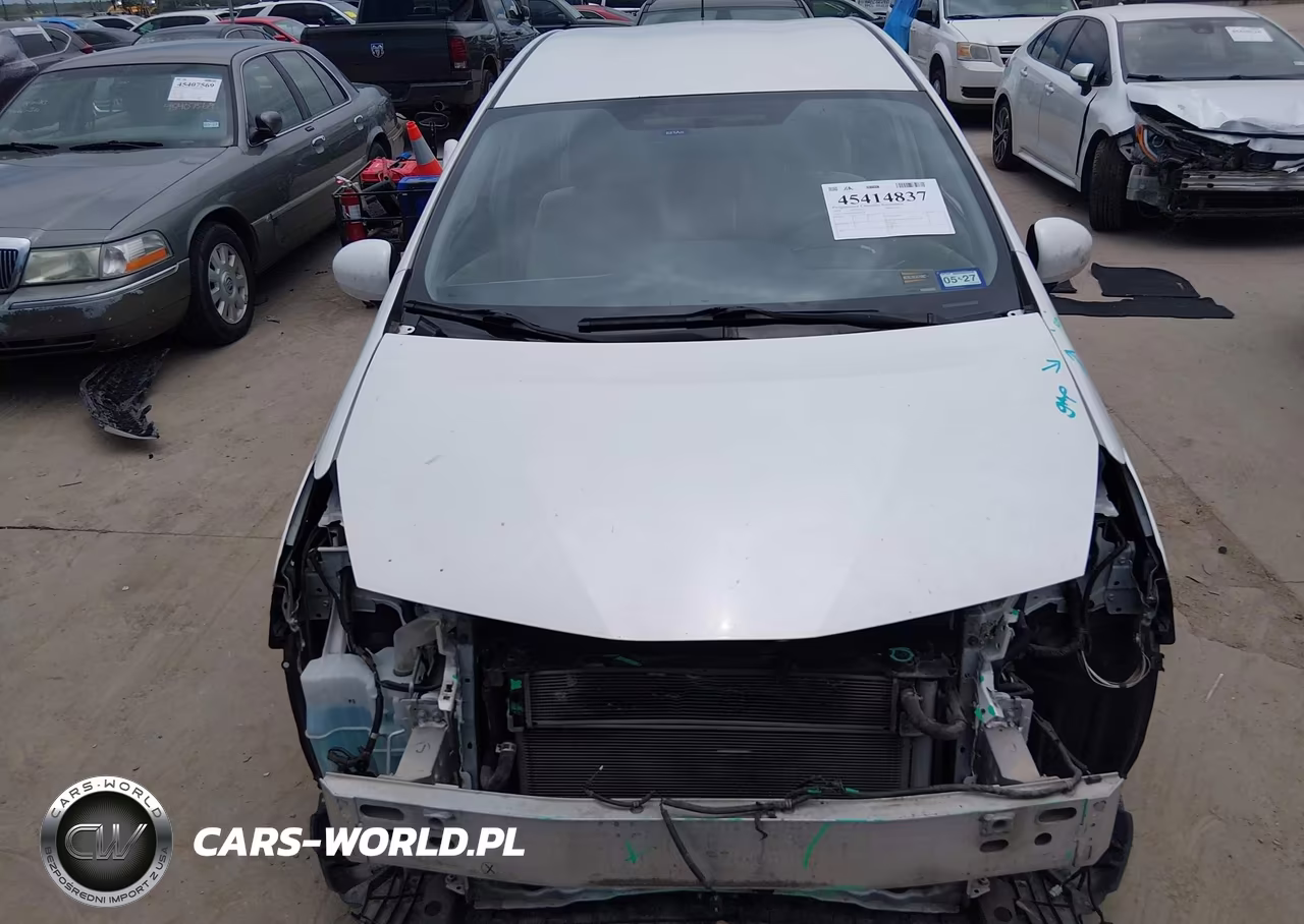 2014 Toyota Prius V Three VIN:JTDZN3EU6EJ003329 - 12