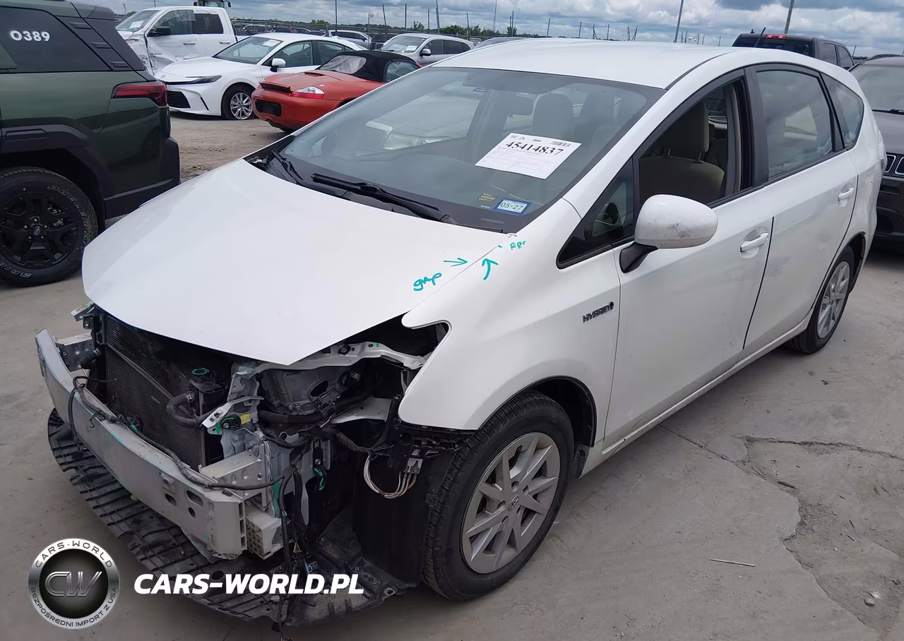 2014 Toyota Prius V Three VIN:JTDZN3EU6EJ003329 - 2
