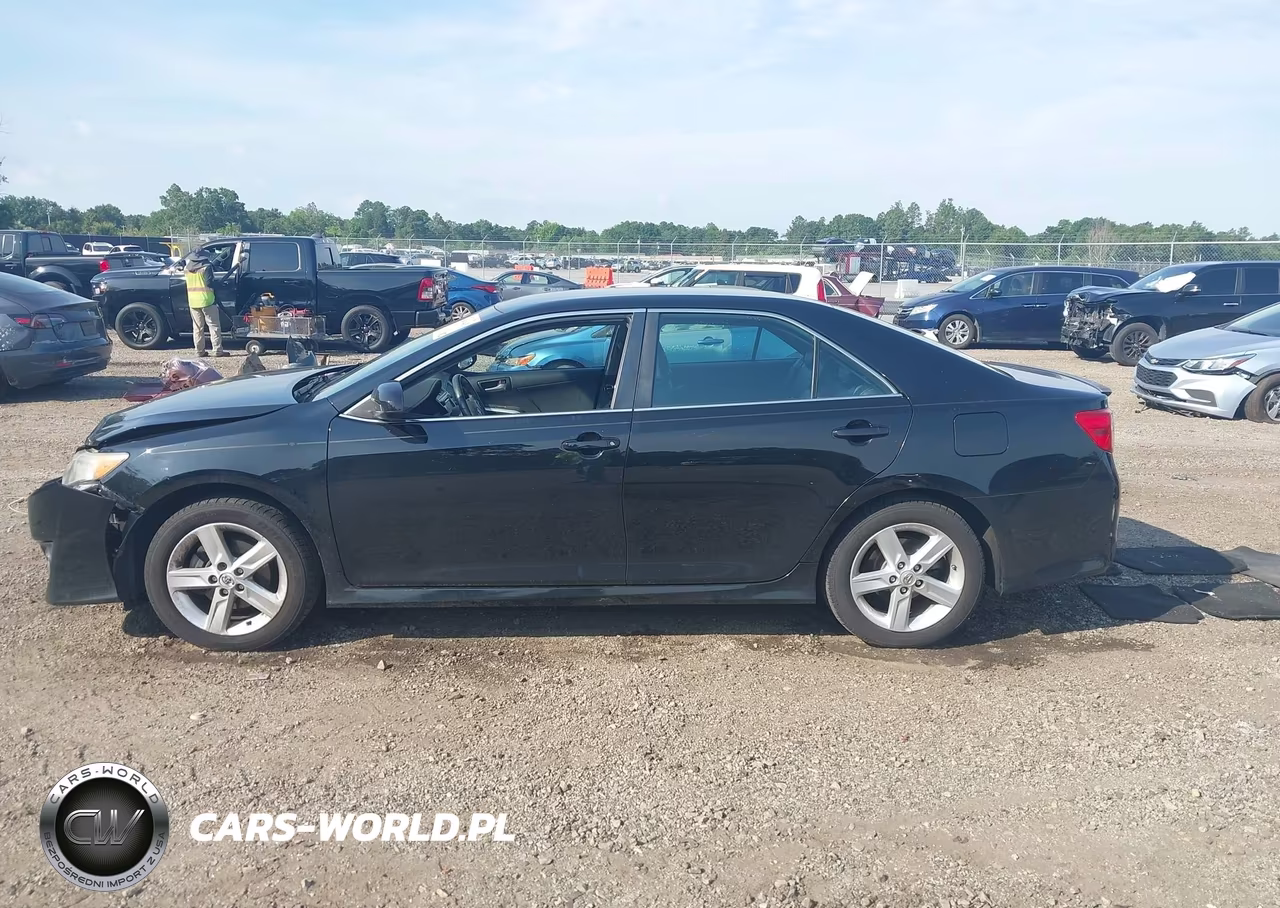 2014 Toyota Camry Se VIN:4T1BF1FKXEU760955 - 14
