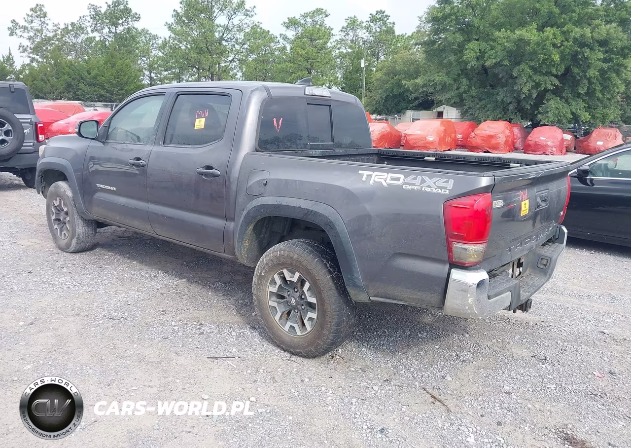 2017 Toyota Tacoma Trd Off Road VIN:5TFCZ5AN0HX086519 - 3