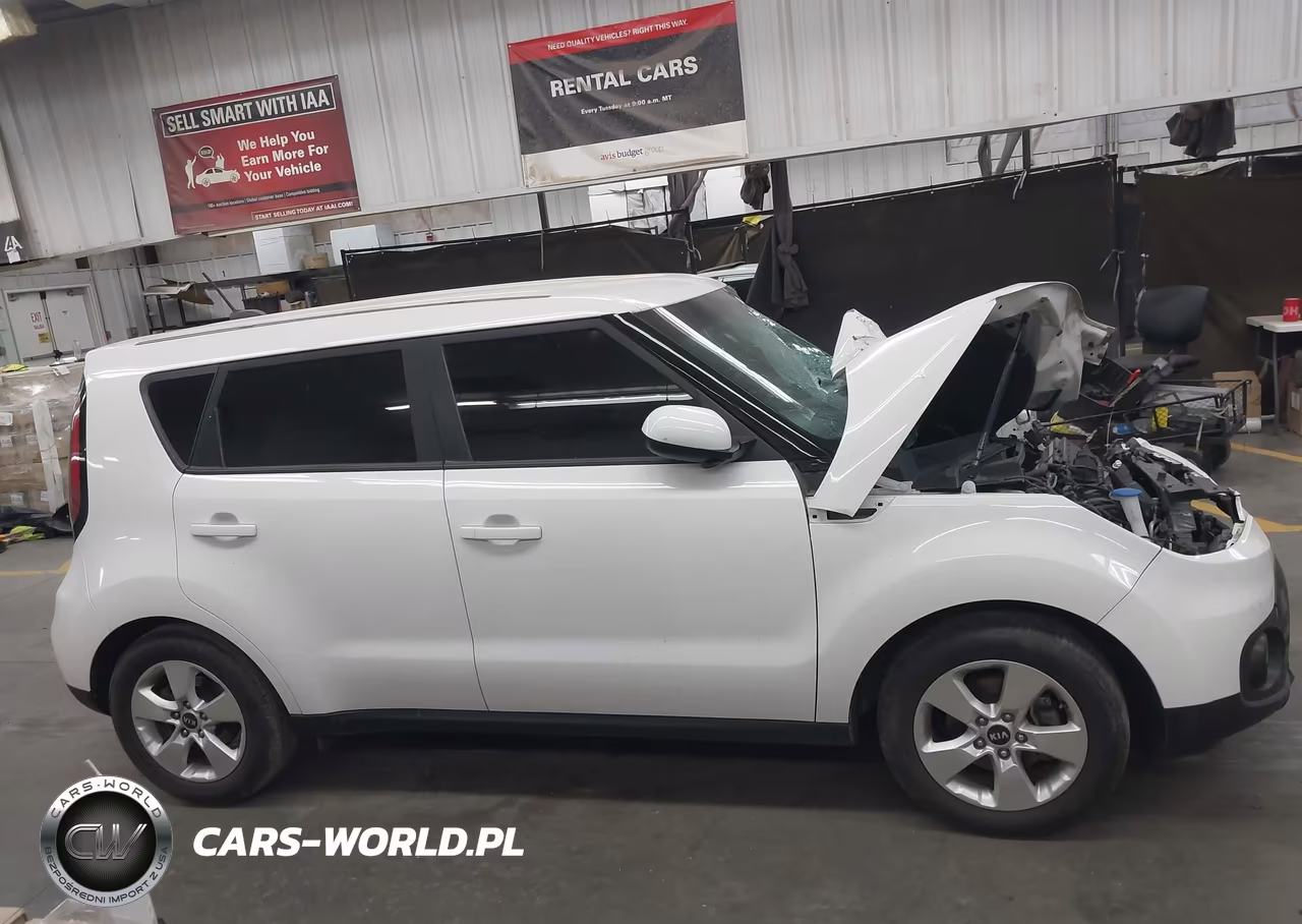 2018 Kia Soul VIN:KNDJN2A24J7583828 - 13