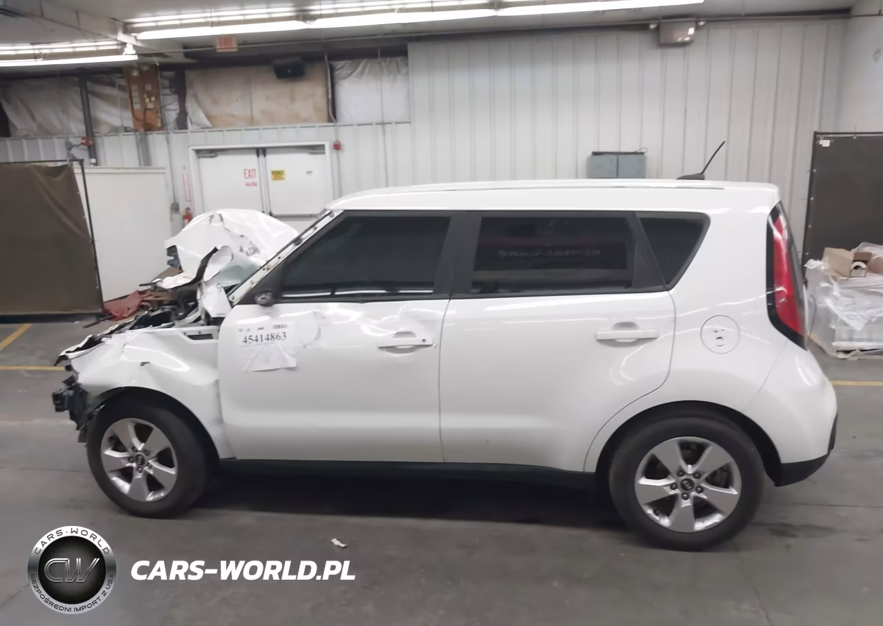 2018 Kia Soul VIN:KNDJN2A24J7583828 - 14