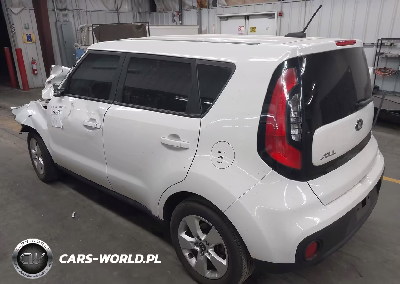 2018 Kia Soul VIN:KNDJN2A24J7583828 - 3