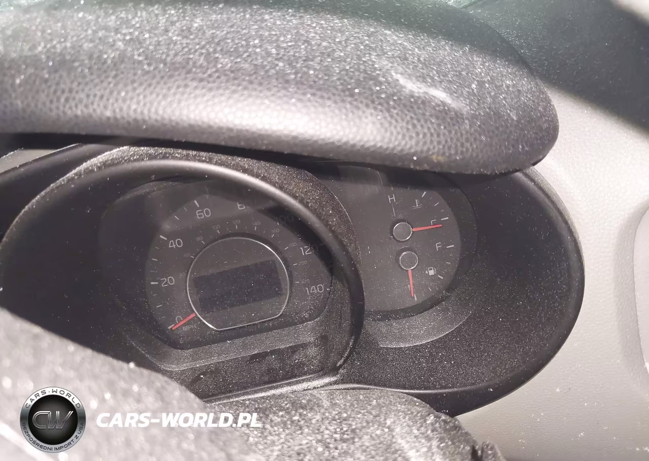 2018 Kia Soul VIN:KNDJN2A24J7583828 - 7