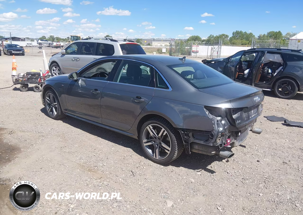 2018 Audi A4 2.0T Premium VIN:WAUFNAF4XJA181368 - 3