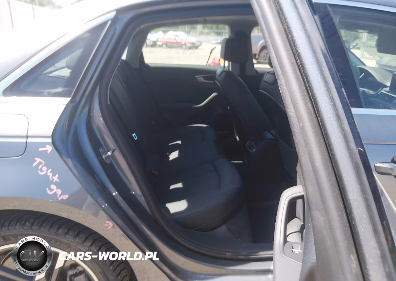 2018 Audi A4 2.0T Premium VIN:WAUFNAF4XJA181368 - 8
