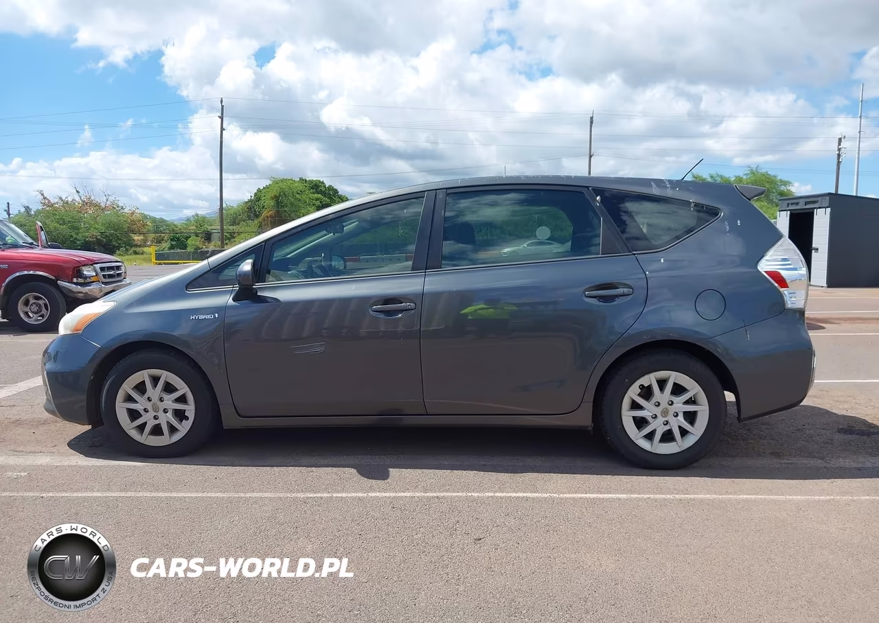 2013 Toyota Prius V Five-Three-Two VIN:JTDZN3EU6D3205574 - 14