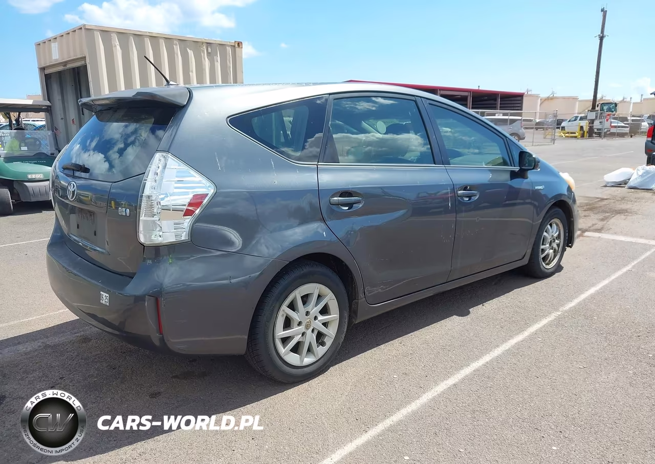 2013 Toyota Prius V Five-Three-Two VIN:JTDZN3EU6D3205574 - 4