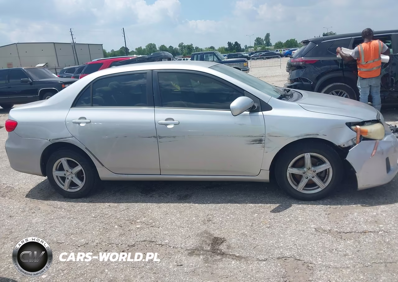 2011 Toyota Corolla Le VIN:JTDBU4EE6B9158737 - 13