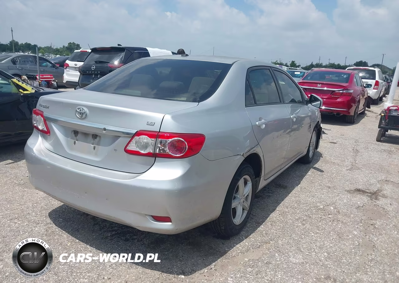 2011 Toyota Corolla Le VIN:JTDBU4EE6B9158737 - 4