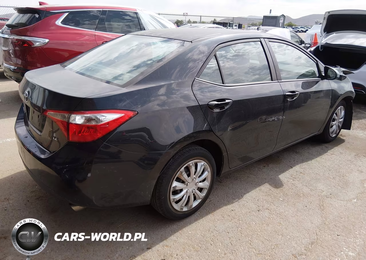 2015 Toyota Corolla Le VIN:2T1BURHE3FC348309 - 4