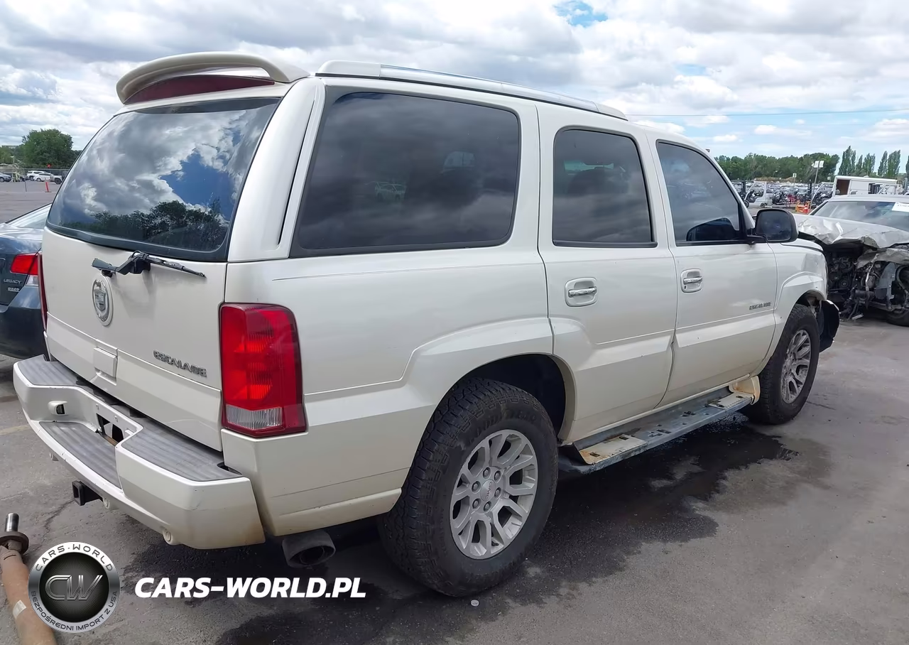 2002 Cadillac Escalade Standard VIN:1GYEK63N22R277901 - 4