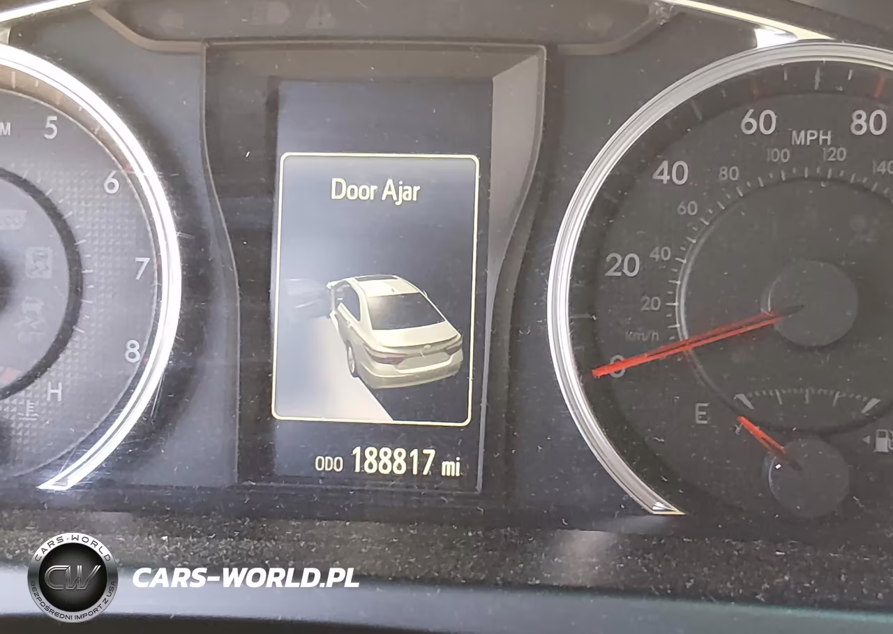2017 Toyota Camry Se VIN:4T1BF1FKXHU318990 - 7