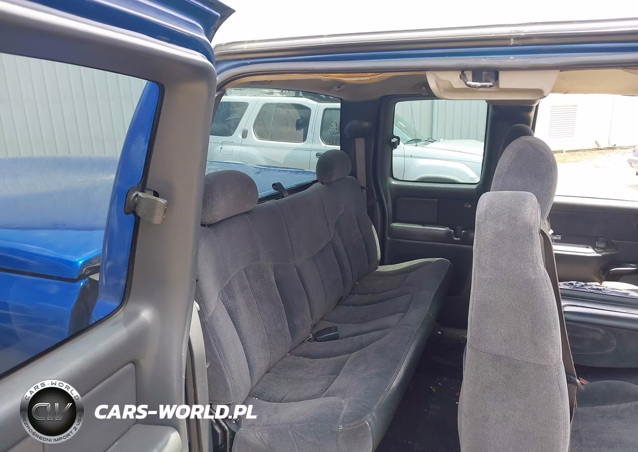 2002 Chevrolet Silverado 1500 Ls VIN:2GCEC19V921275388 - 8