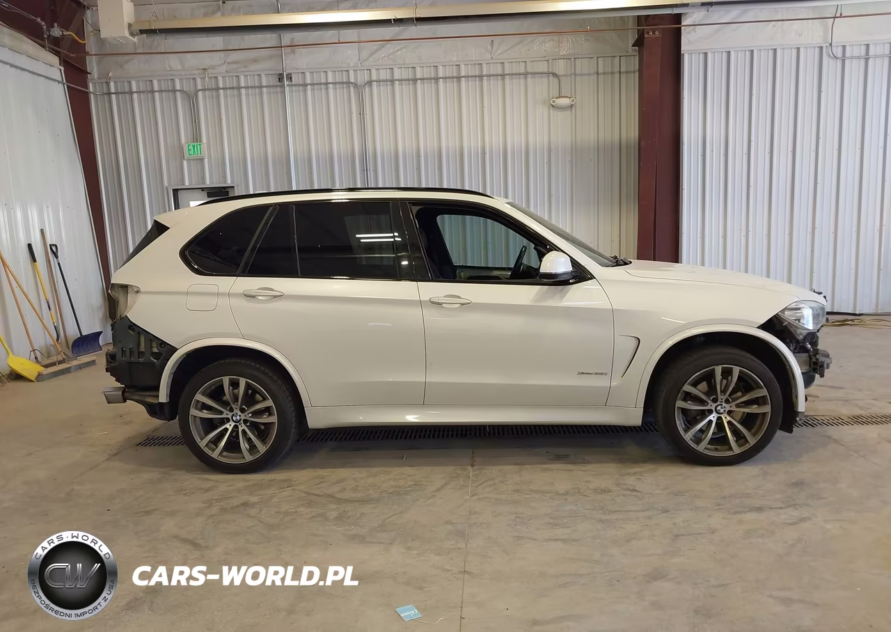 2015 BMW X5 xDrive35I VIN:5UXKR0C58F0K71255 - 14