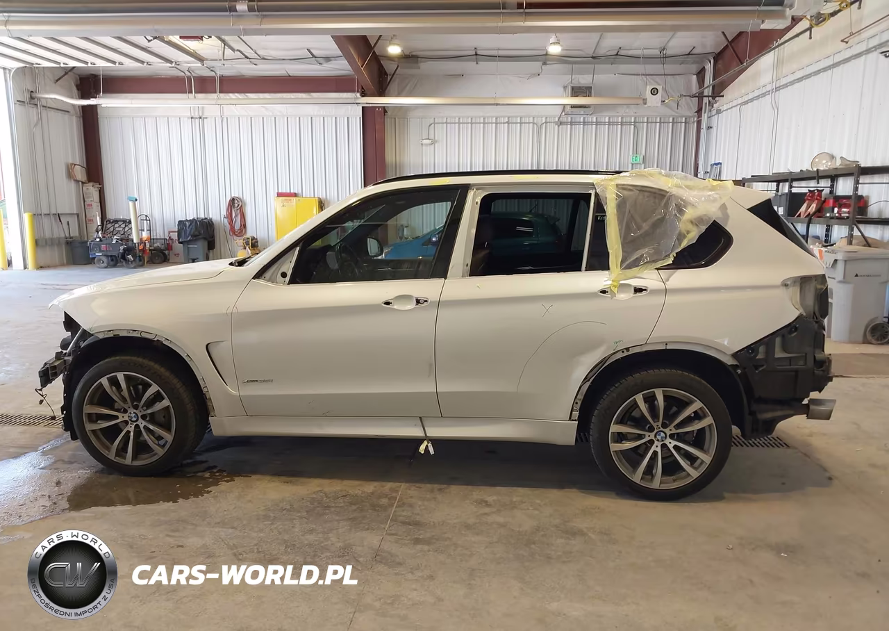 2015 BMW X5 xDrive35I VIN:5UXKR0C58F0K71255 - 15