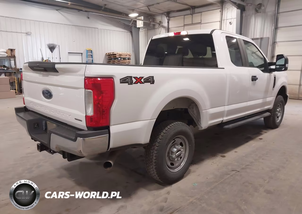 2018 Ford F-250 Lariat-Xl-Xlt VIN:1FT7X2B65JEB74819 - 4